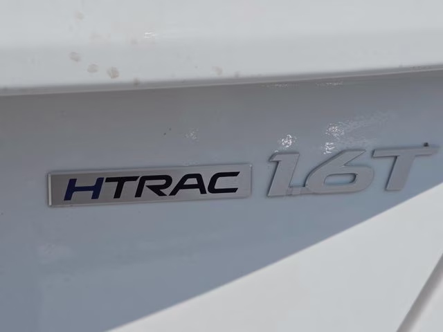 2026 Atlas White Hyundai Kona SEL Premium AWD SUV