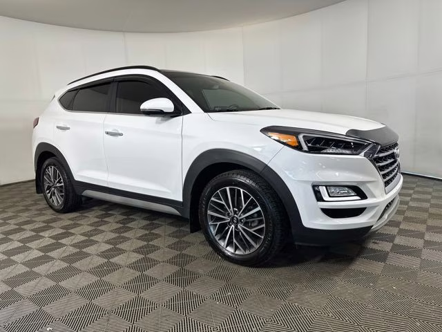 2020 White Hyundai Tucson Ultimate AWD SUV