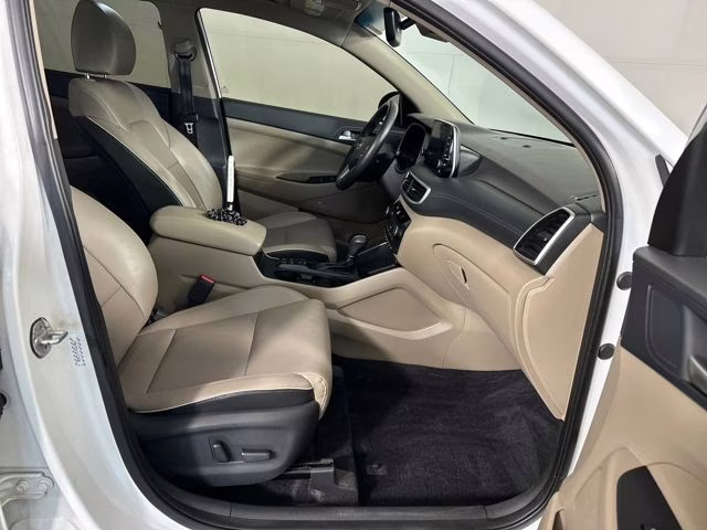 2020 White Hyundai Tucson Ultimate AWD SUV