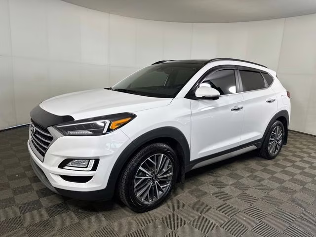 2020 White Hyundai Tucson Ultimate AWD SUV