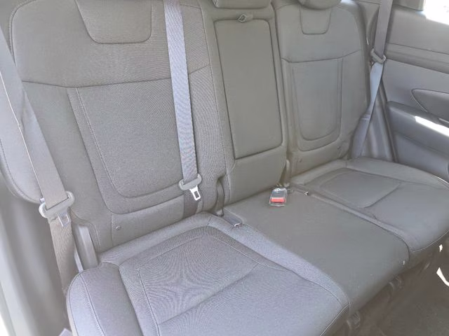 2026 White Pearl Hyundai Tucson SE AWD SUV