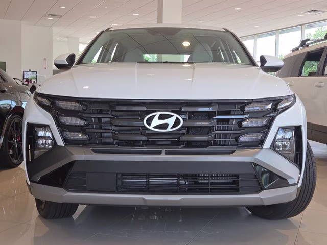 2026 Creamy White Pearl Hyundai Tucson Hybrid Blue SE AWD SUV