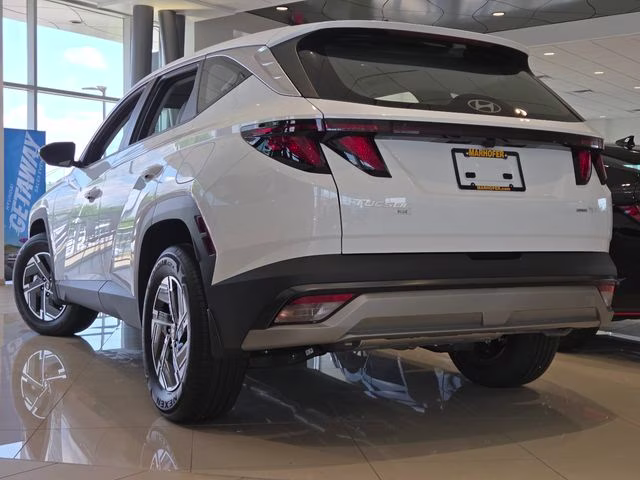 2026 Creamy White Pearl Hyundai Tucson Hybrid Blue SE AWD SUV