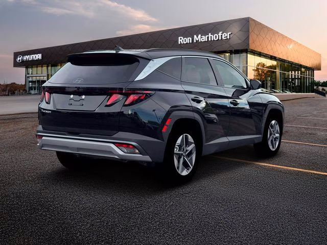 2026 Phantom Black Hyundai Tucson SEL FWD SUV