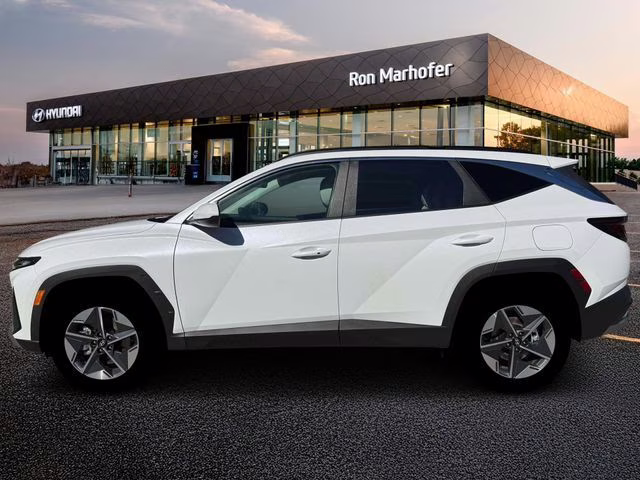 2026 Creamy White Pearl Hyundai Tucson Hybrid SEL AWD SUV