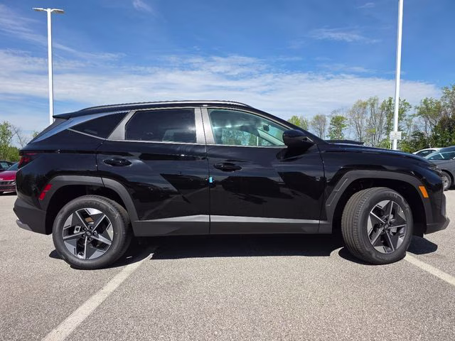 2026 Ash Black Hyundai Tucson Hybrid SEL AWD SUV