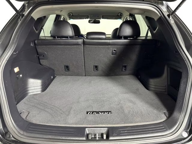 2013 Black Hyundai Tucson GLS AWD SUV