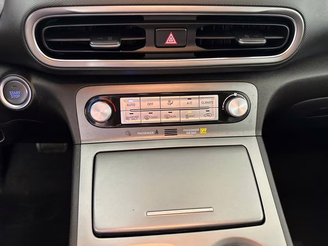 2023 Pulse Red w/Black Roof Hyundai Kona Electric SE FWD SUV