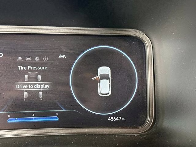 2023 Abyss Black Pearl Hyundai Kona Electric SE FWD SUV