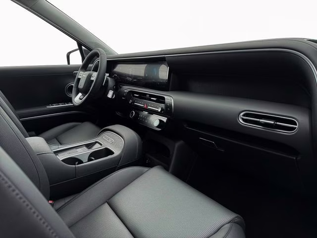 2026 Creamy White Pearl Hyundai Palisade Hybrid SEL Premium AWD SUV