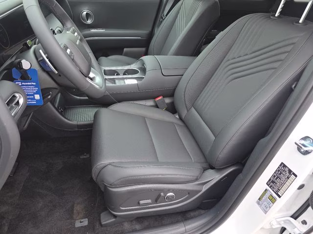 2026 Creamy White Pearl Hyundai Palisade Hybrid SEL Premium AWD SUV