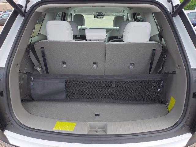 2026 Creamy White Pearl Hyundai Palisade Hybrid SEL AWD SUV