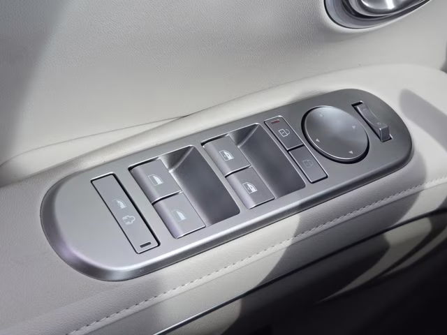 2026 Creamy White Pearl Hyundai Palisade Hybrid SEL AWD SUV