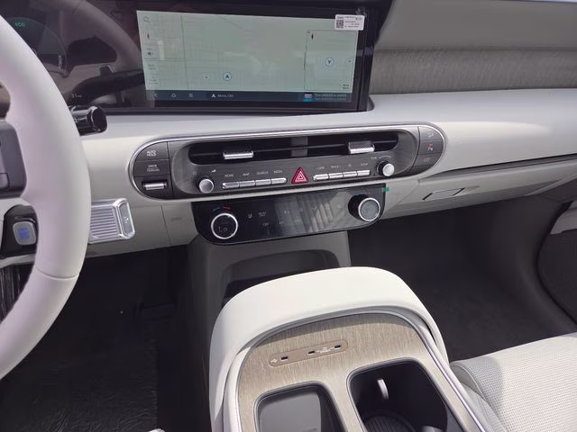 2026 Creamy White Pearl Hyundai Palisade Hybrid SEL AWD SUV