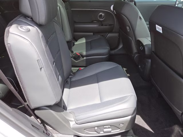 2026 Typhoon Silver Metallic Hyundai Palisade Calligraphy AWD SUV