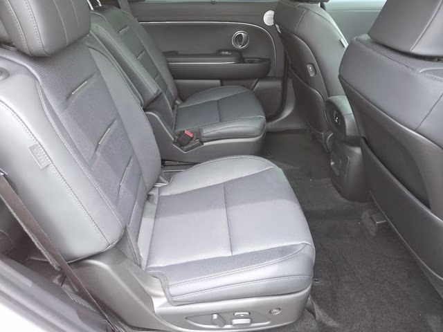 2026 Creamy White Pearl Hyundai Palisade Calligraphy AWD SUV