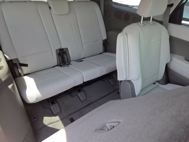 2026 Creamy White Pearl Hyundai Palisade SEL Premium AWD SUV