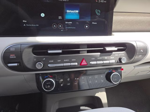 2026 Typhoon Silver Metallic Hyundai Palisade SEL Premium AWD SUV