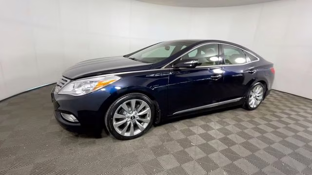 2012 Midnight Blue Pearl Hyundai Azera Base FWD Sedan