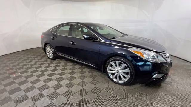 2012 Midnight Blue Pearl Hyundai Azera Base FWD Sedan