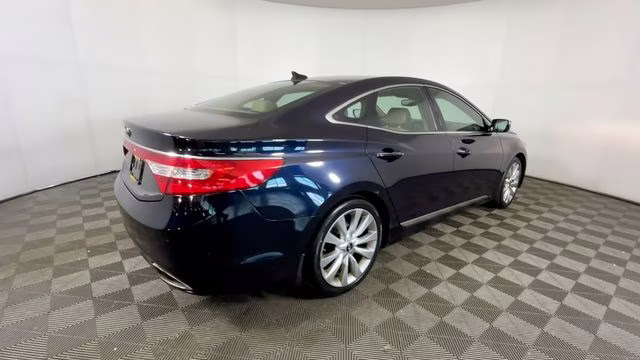 2012 Midnight Blue Pearl Hyundai Azera Base FWD Sedan