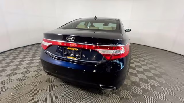 2012 Midnight Blue Pearl Hyundai Azera Base FWD Sedan