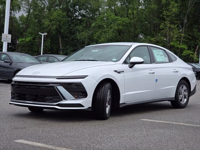 2026 Serenity White Hyundai Sonata SE FWD Sedan