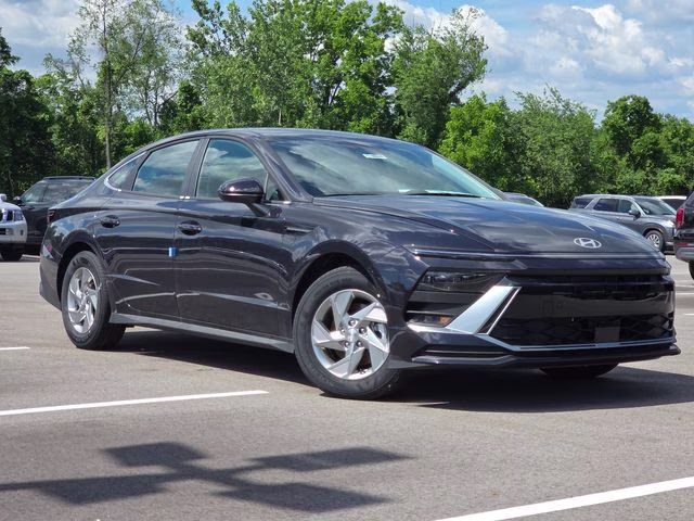 2026 Carbon Blue Hyundai Sonata SE FWD Sedan