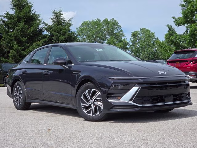 2026 Carbon Blue Hyundai Sonata Hybrid Blue FWD Sedan