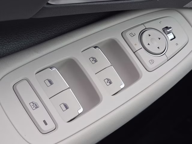 2026 Aero Silver Hyundai Sonata SEL Sport AWD Sedan