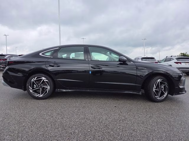 2026 Abyss Black Hyundai Sonata SEL Sport FWD Sedan