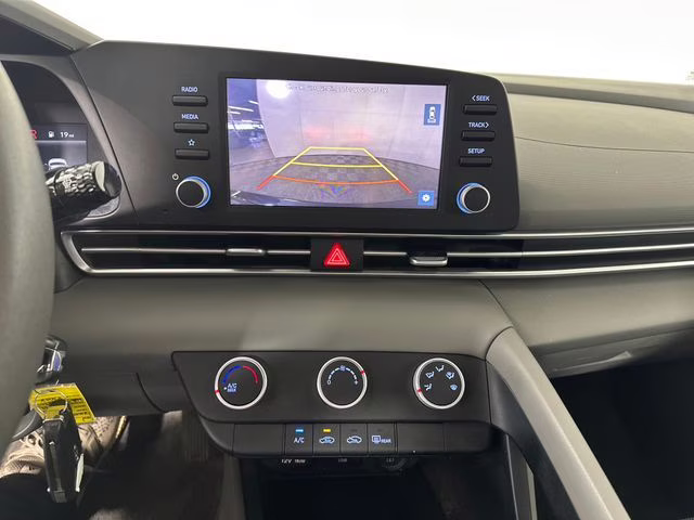 2023 Onyx Black Hyundai Elantra SE FWD Sedan