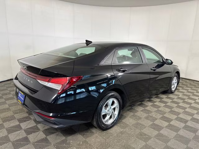 2023 Onyx Black Hyundai Elantra SE FWD Sedan