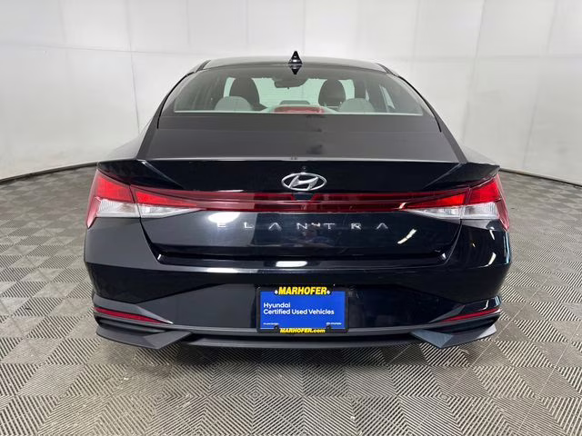 2023 Onyx Black Hyundai Elantra SE FWD Sedan