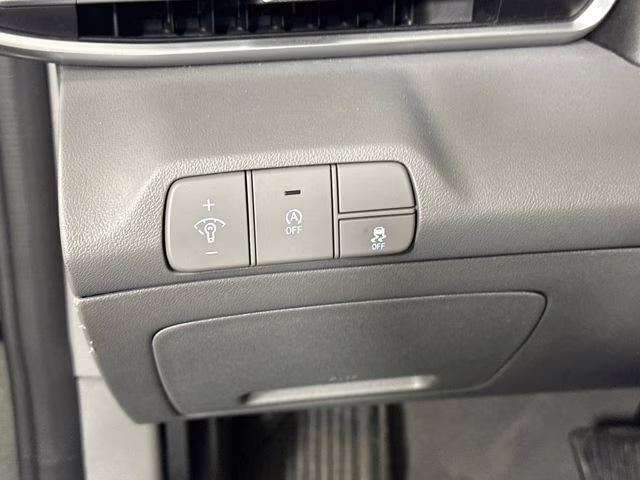 2025 Amazon Gray Hyundai Elantra SE FWD Sedan