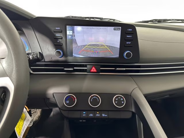 2025 Amazon Gray Hyundai Elantra SE FWD Sedan