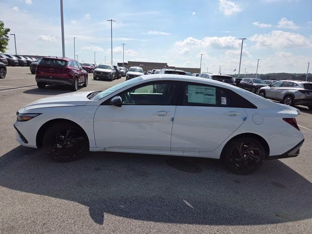2026 Serenity White Pearl Hyundai Elantra SEL Sport FWD Sedan