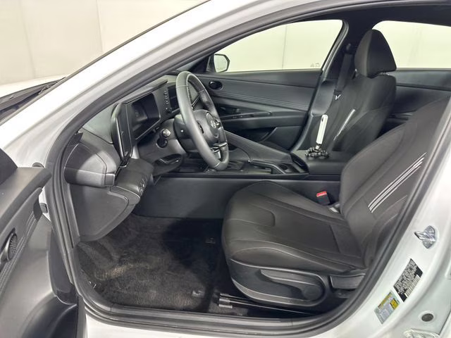 2025 Serenity White Hyundai Elantra SEL Sport FWD Sedan