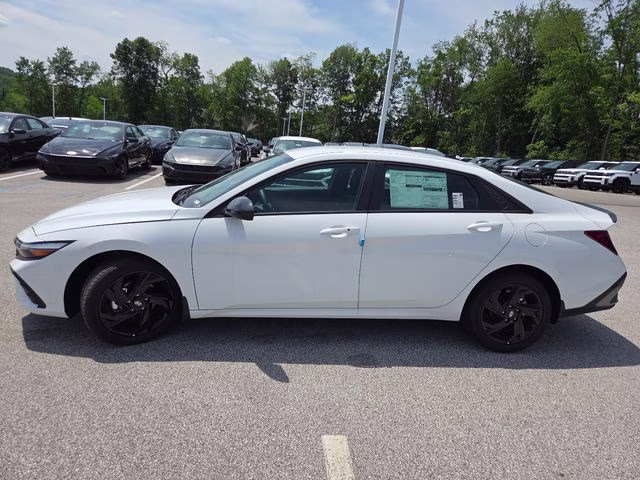 2026 Serenity White Pearl Hyundai Elantra SEL Sport FWD Sedan