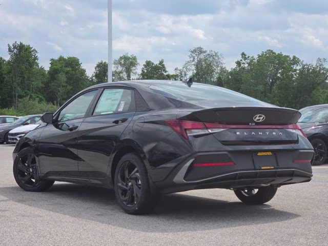 2026 Abyss Black Hyundai Elantra SEL Sport FWD Sedan