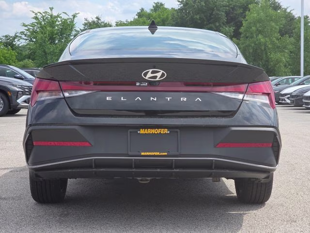 2026 Abyss Black Hyundai Elantra SEL Sport FWD Sedan
