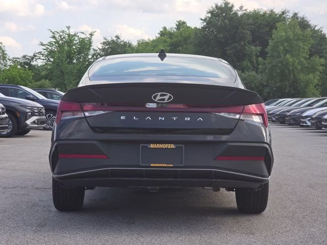 2026 Abyss Black Hyundai Elantra SEL Sport FWD Sedan