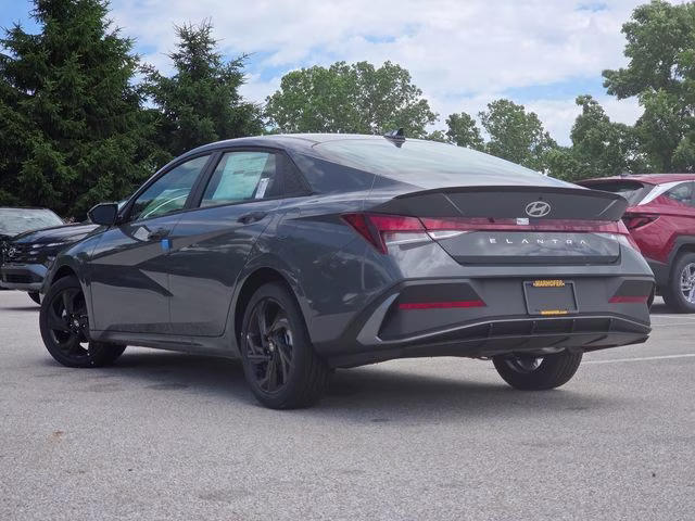2026 Ecotronic Gray Hyundai Elantra SEL Sport FWD Sedan