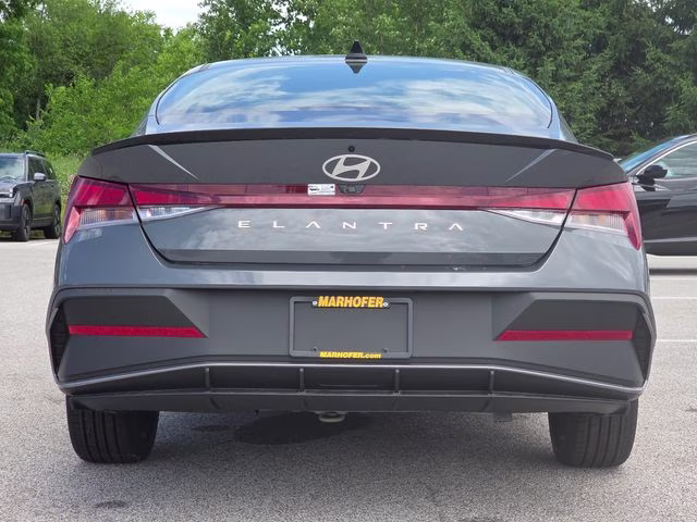 2026 Ecotronic Gray Hyundai Elantra SEL Sport FWD Sedan