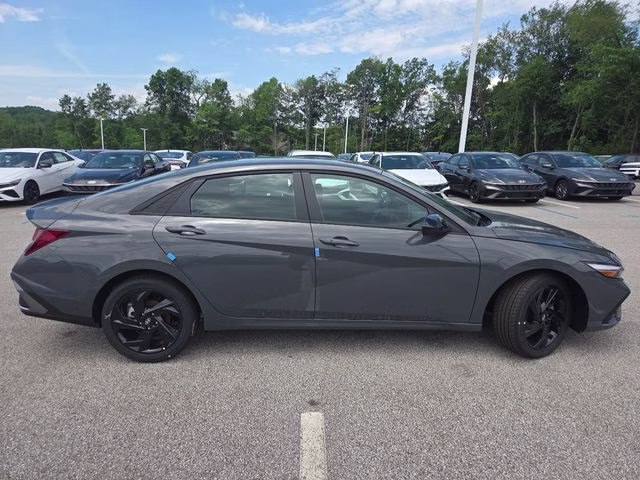 2026 Ecotronic Gray Hyundai Elantra SEL Sport FWD Sedan