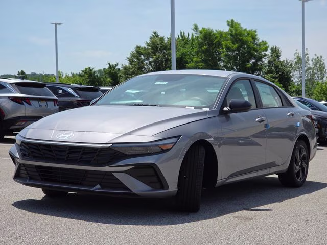 2026 Fluid Metal Hyundai Elantra SEL Sport FWD Sedan