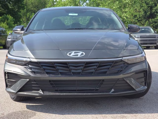 2026 Amazon Gray Hyundai Elantra SEL Sport FWD Sedan