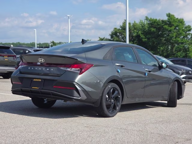 2026 Amazon Gray Hyundai Elantra SEL Sport FWD Sedan