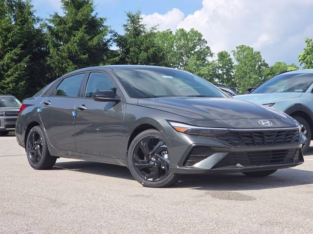 2026 Amazon Gray Hyundai Elantra SEL Sport FWD Sedan