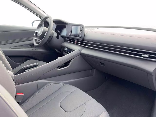 2026 Amazon Gray Hyundai Elantra SEL Sport FWD Sedan